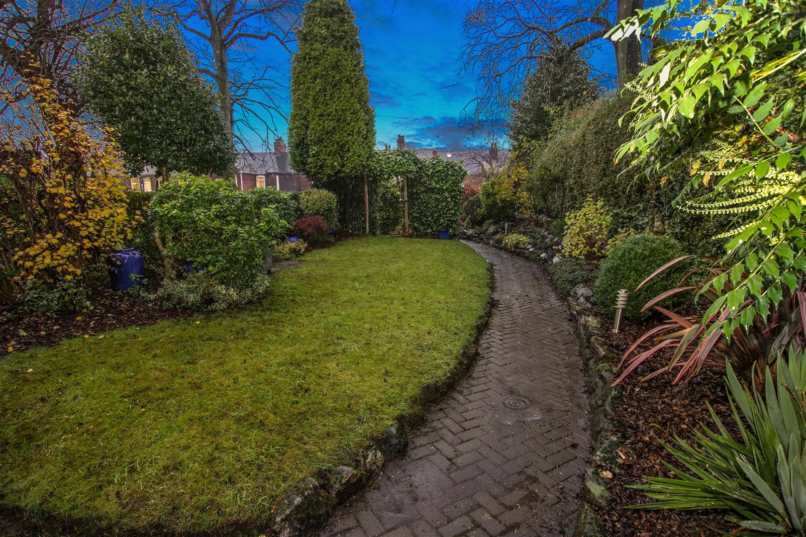 FORE GARDEN